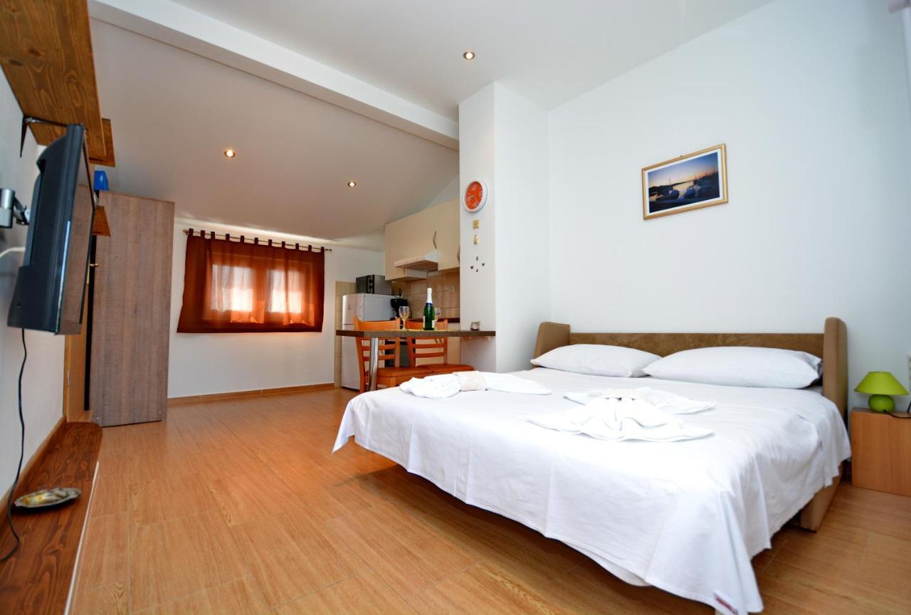 Studio Apartment Martin Zadar Ngoại thất bức ảnh